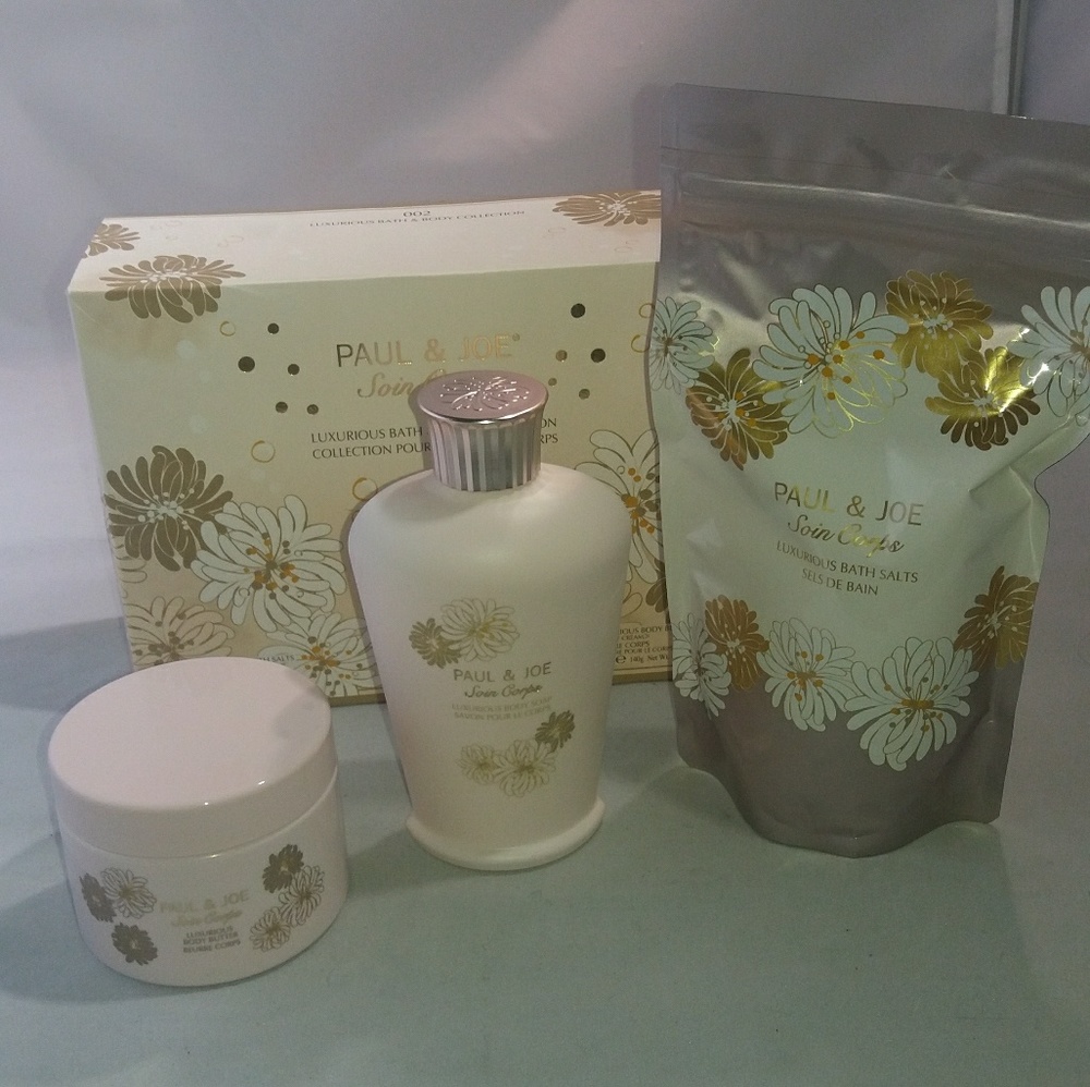 Nib Paul & Joe Luxurious bath & body Collection